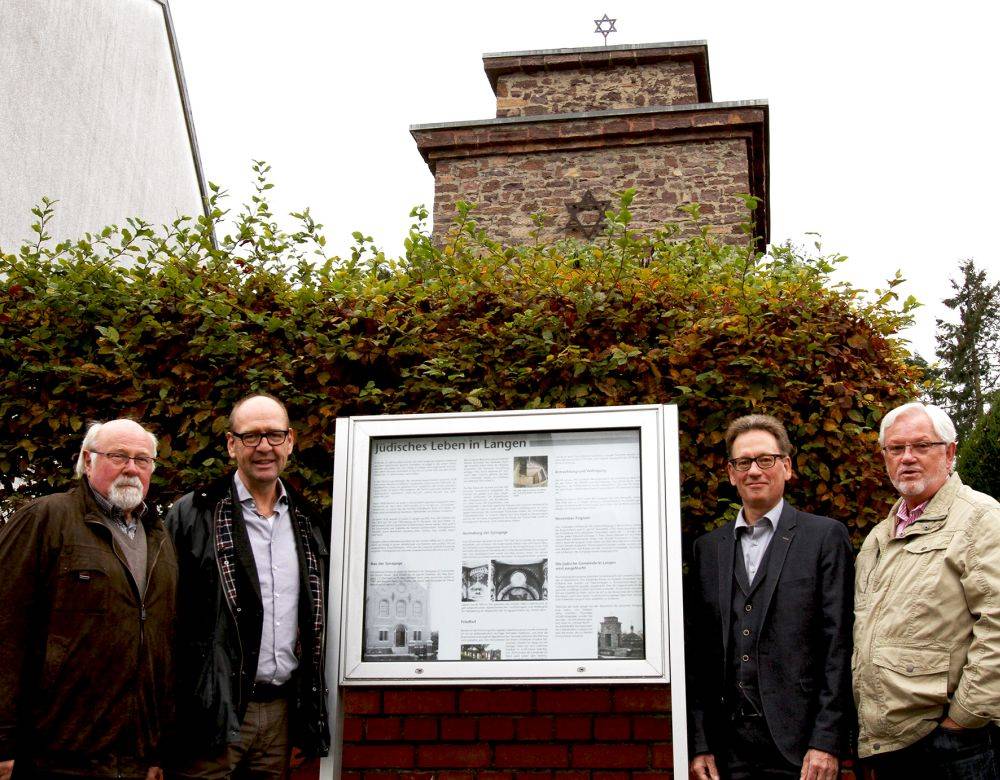 Neue Infotafel An Der Ehemaligen Synagoge