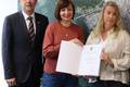 Tourismusort Urkundenübergabe © Lisa Bartetzko/Stadt Langen
