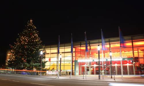 Weihnachtsbaum Neue Stadthalle 2025