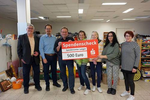 Bürgerstiftung spendet 500 Euro an Spendencenter