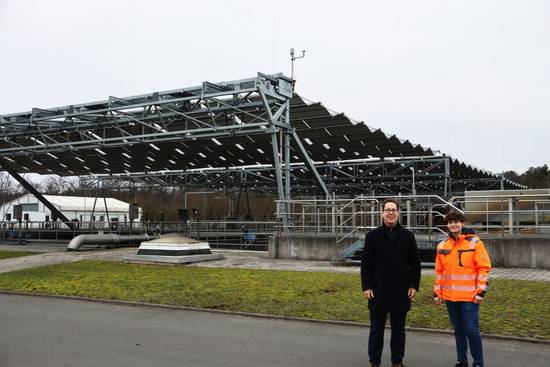 Solarfaltdach auf der Kläranlage © Schaible/Stadt Langen
