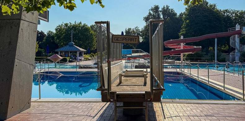 Sprungbrett Freibad gesperrt © Lisa Bartetzko/Stadt Langen